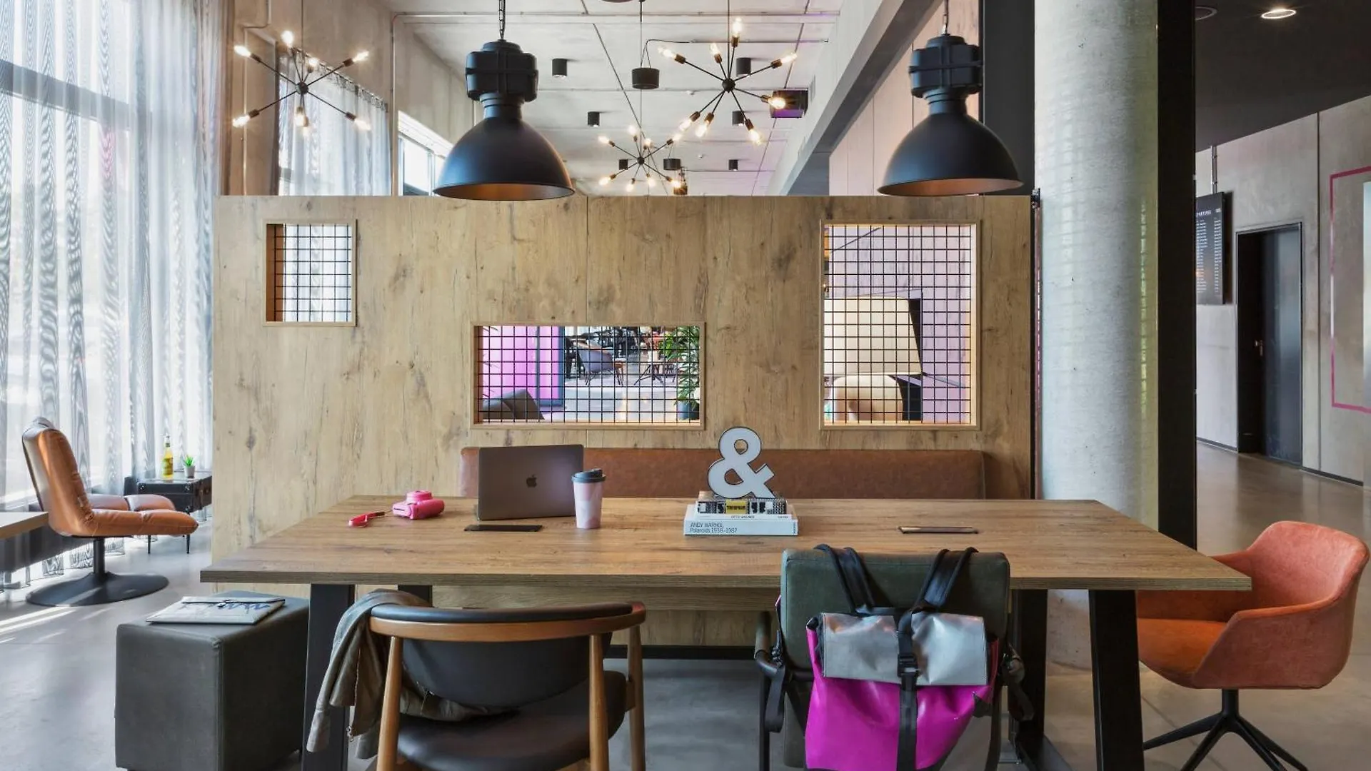 Moxy Frankfurt Airport Kelsterbach Otel