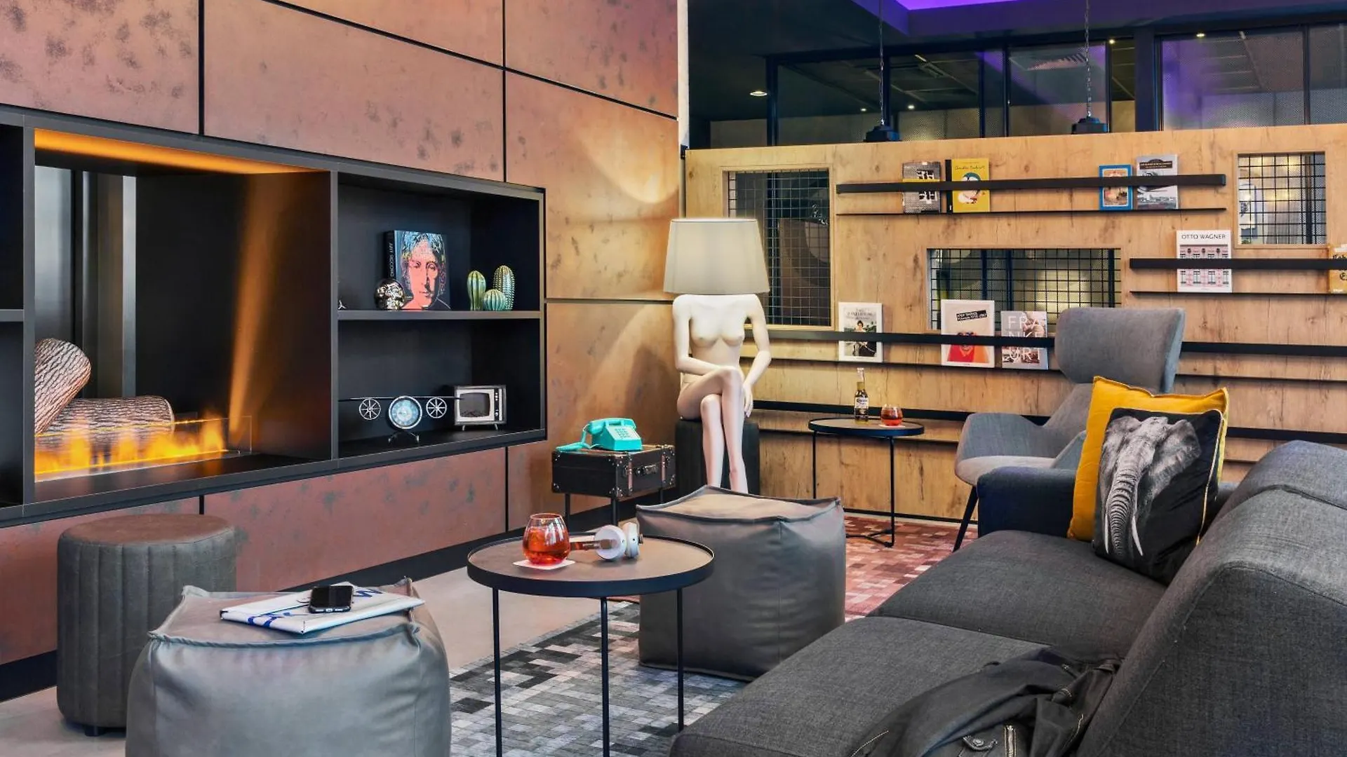 Moxy Frankfurt Airport Kelsterbach Otel 4*,